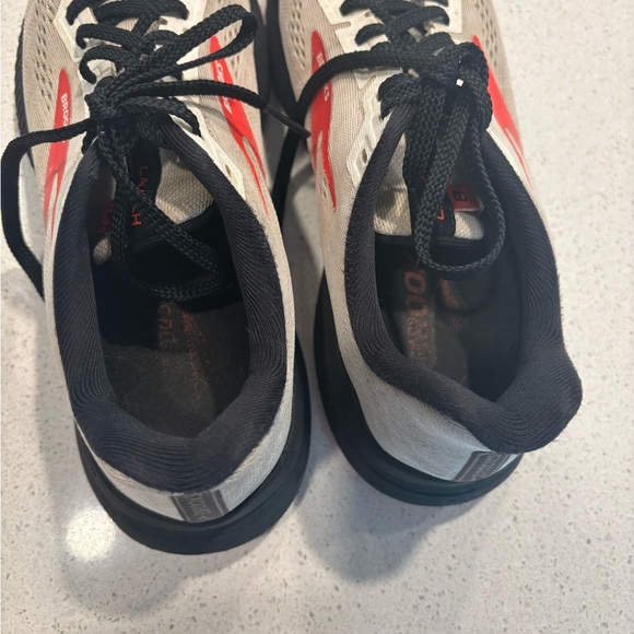 Brooks Launch 8 Running Shoe - Size 8 - Picture 2 of 7